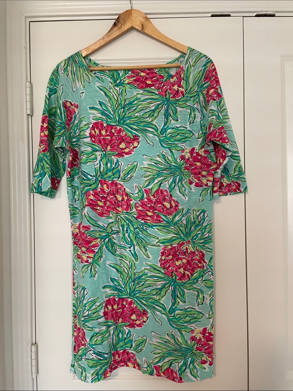 Lilly Pulitzer Tropical  Floral  Dress in Vibrant Mint Green  and Pink L